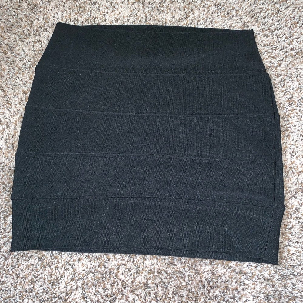 ✨A’Gaci✨black mini skirt